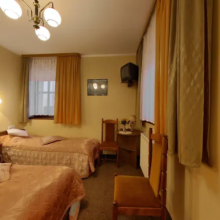 ホテル Restauracja Podzamcze シュチェチン