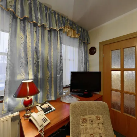 Restauracja Podzamcze 호텔