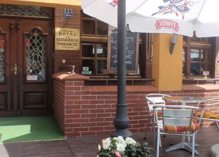 ホテル Restauracja Podzamcze シュチェチン