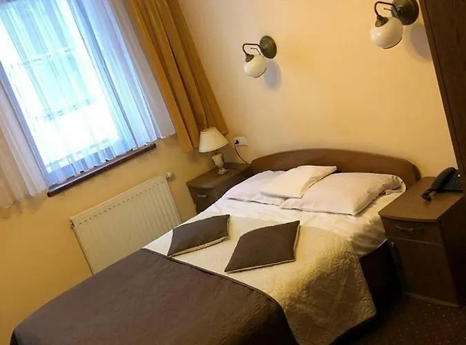 Restauracja Podzamcze ホテル シュチェチン